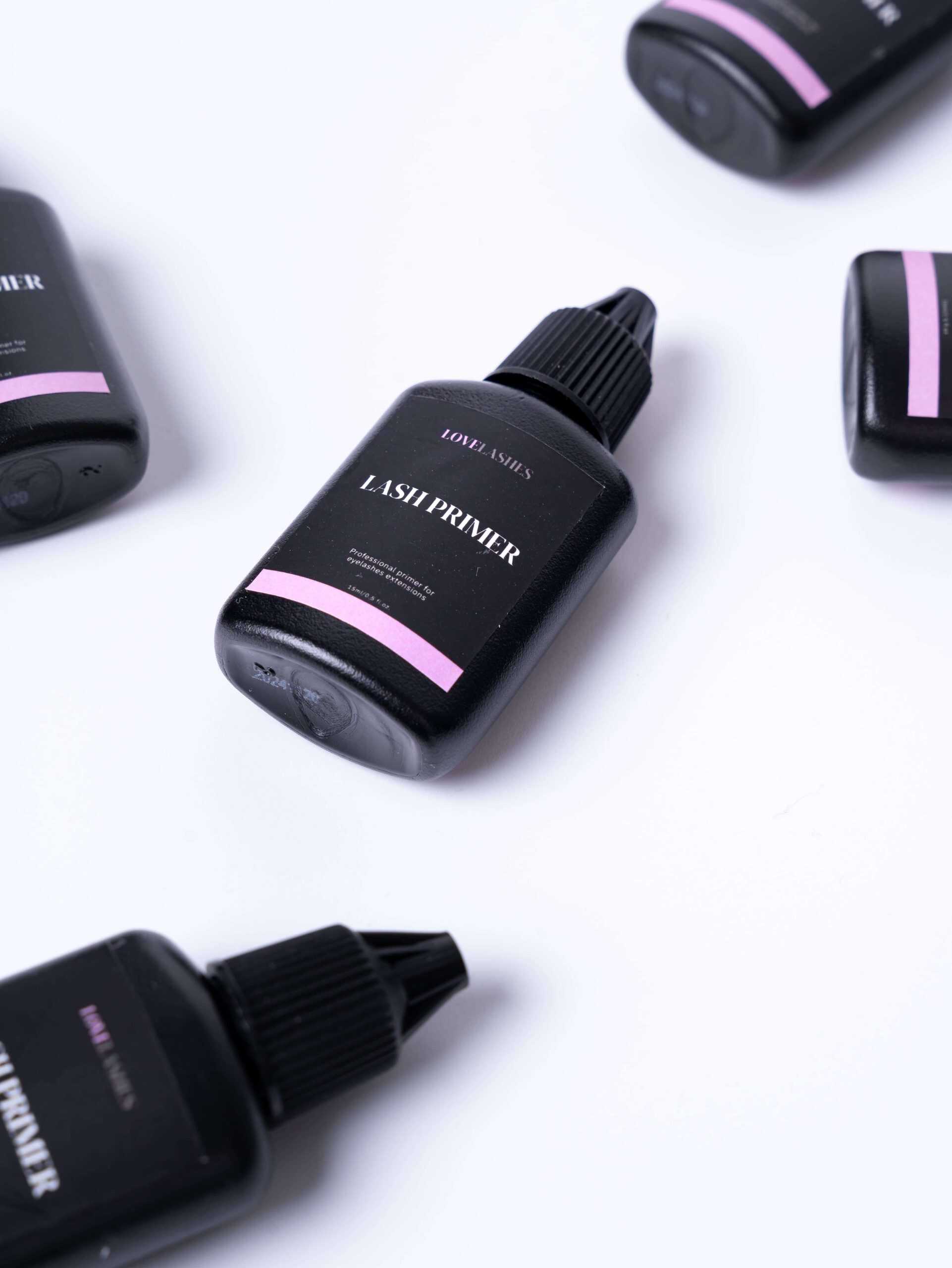 Lash primer za savršeno čišćenje i pripremu prirodnih trepavica prije aplikacije ekstenzija